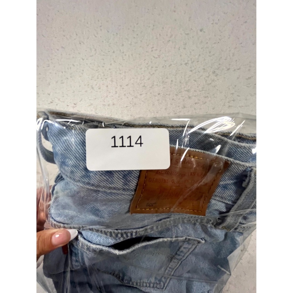 Levi's 501 Premium Cut Off Shorts Womens 29 Blue Distressed Light Wash Raw Hem - Picture 14 of 14